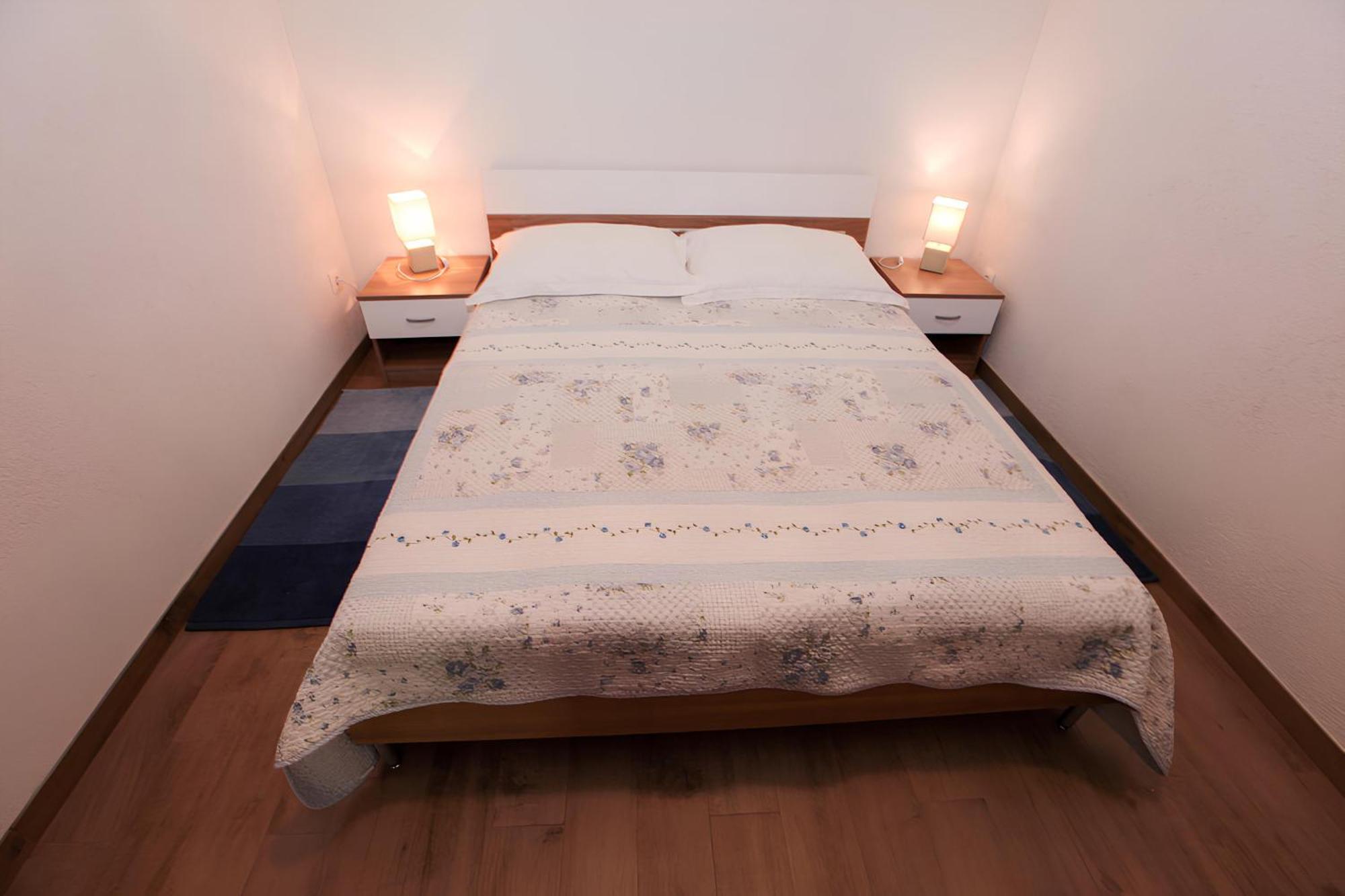 Accommodation Ventus Baska Voda Bagian luar foto